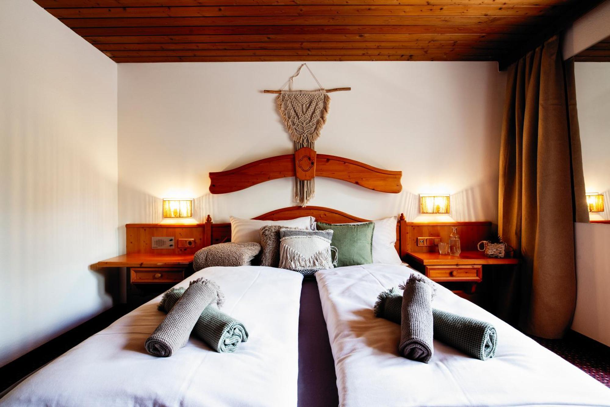 Pinetree Lodge مايرهوفن المظهر الخارجي الصورة