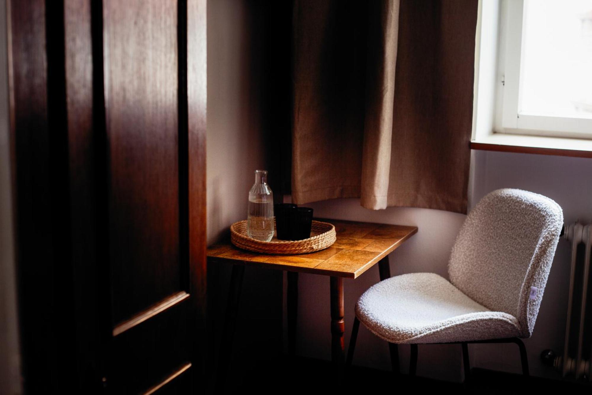 Pinetree Lodge مايرهوفن الغرفة الصورة