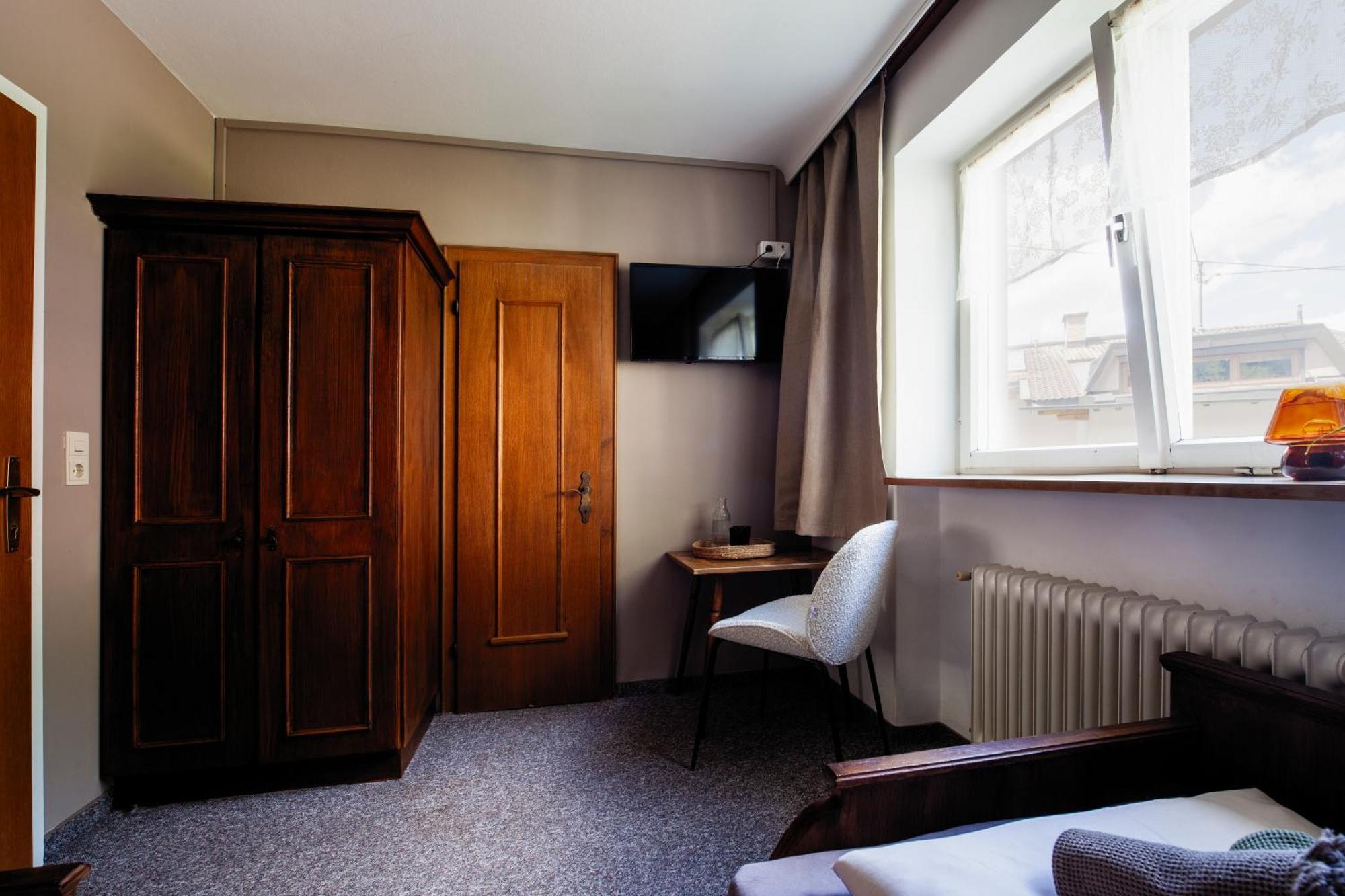 Pinetree Lodge مايرهوفن المظهر الخارجي الصورة