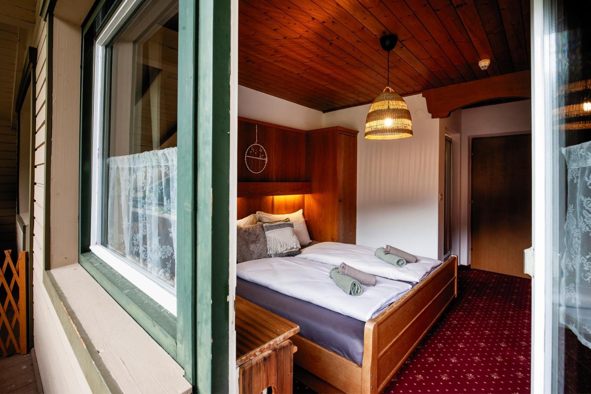 Pinetree Lodge مايرهوفن المظهر الخارجي الصورة